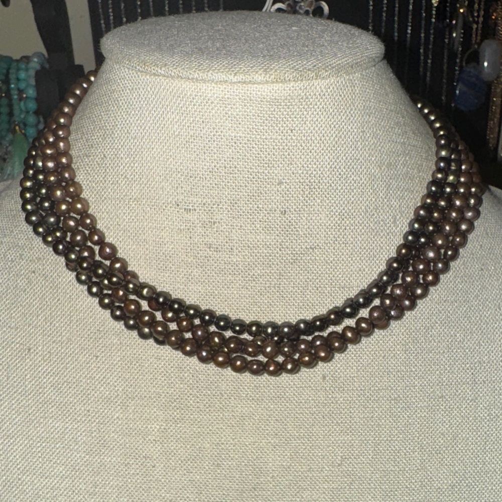 Freshwater Pearl Multiple strand Necklace